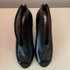 Vince Camuto Black Leather Bootie / Heels - Size 6